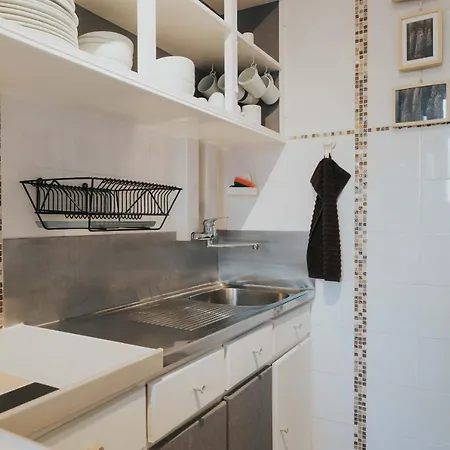 Seaside Colorful Flat - Location * Nazare